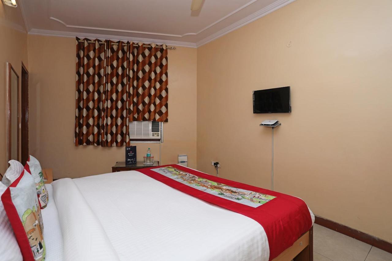 Flagship 10282 Hotel Rishi Jaipur Eksteriør bilde