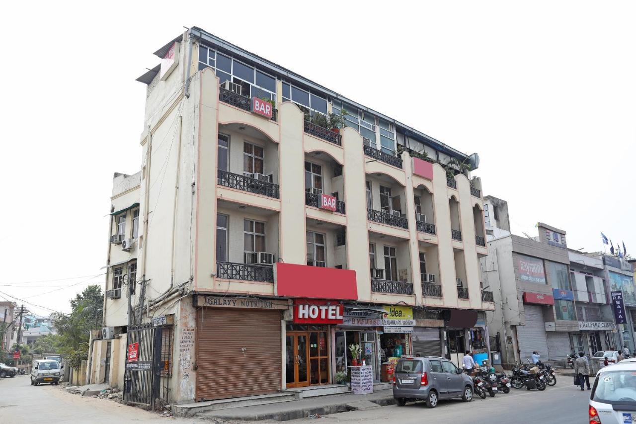 Flagship 10282 Hotel Rishi Jaipur Eksteriør bilde